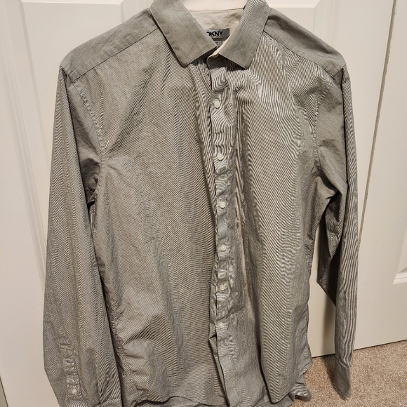 Men's DKNY Grey Shirt Size 16 34/35- Excellent Condition! - Picture 7 of 7
